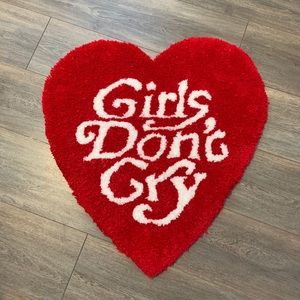 Girls don’t cry rug